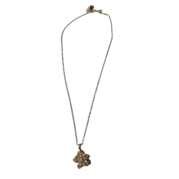 Floral necklaces with adjustable clasp, spinner design with peekaboo petals - Picture 6 of 6